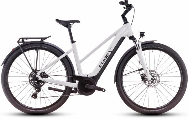 Cube touring hybrid one T